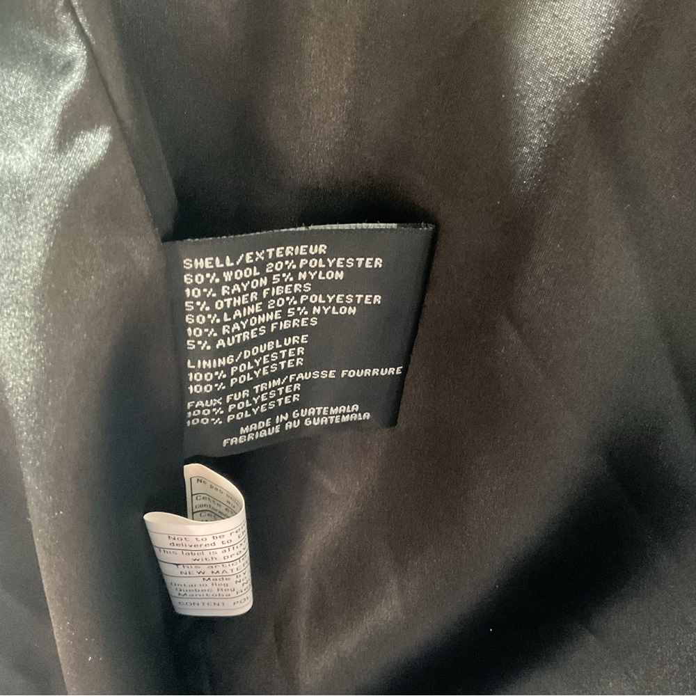 Via Spiga Elegant Black Coat with Faux Fur - Picture 7 of 7